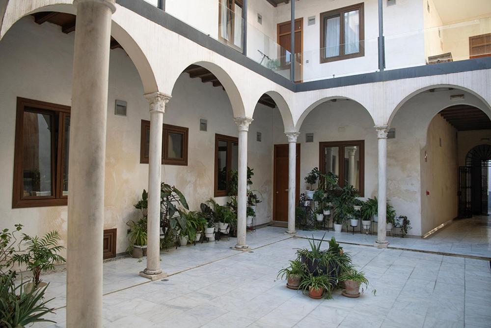 Casa Palacio Bustos Tavera 세비야 외부 사진